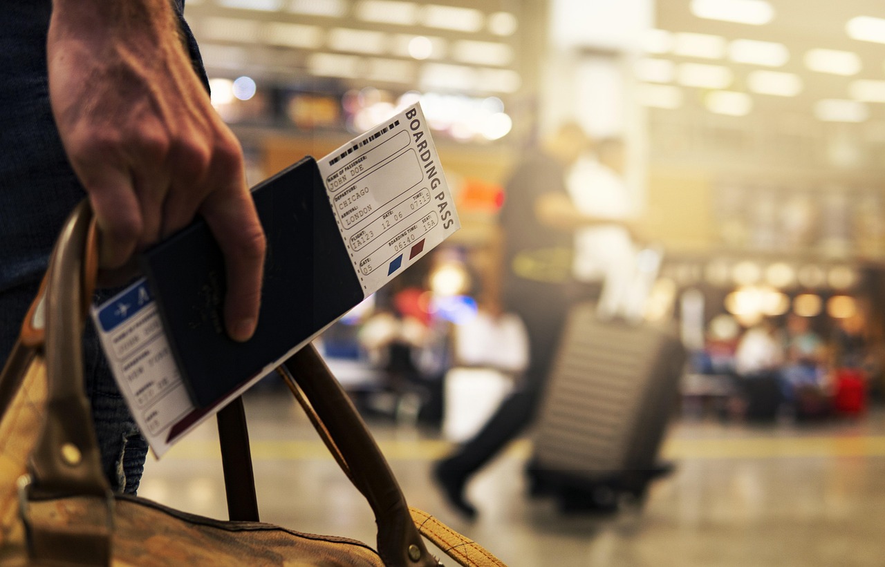 Merry christmas, boarding pass, travel — Efficiency Reimagined with Transport Pumps in the Pharmaceutical Industry